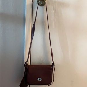 Crossbody purse